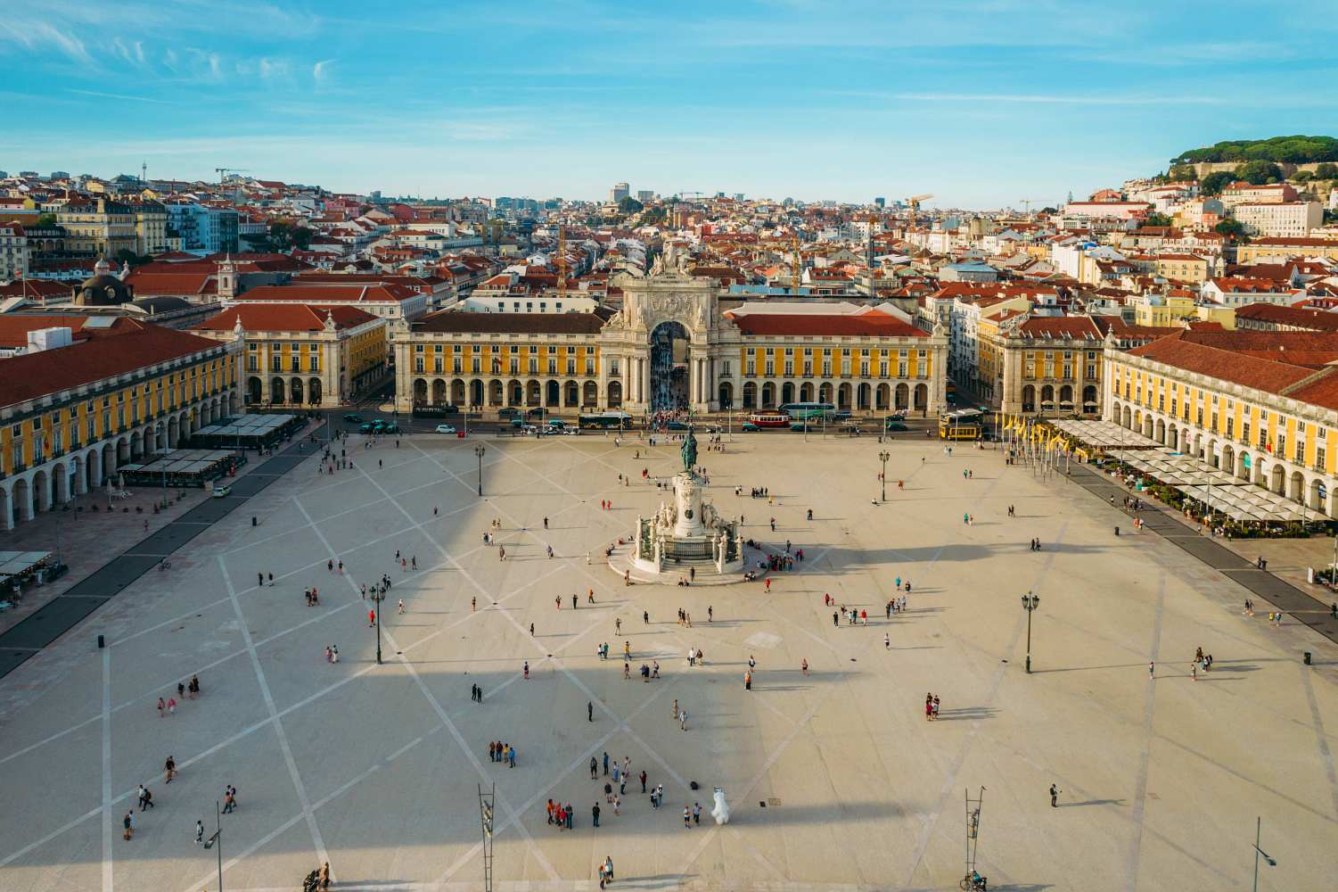 praca-comercio-lisbon