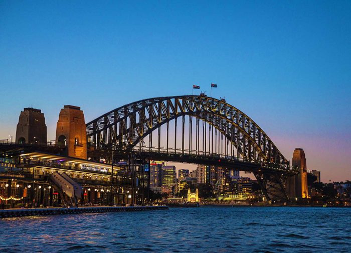 sydney bridge